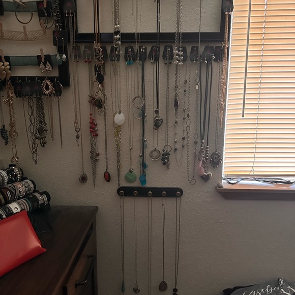 Paparazzi Jewelry…I have way too much!! - Picture 2 of 6